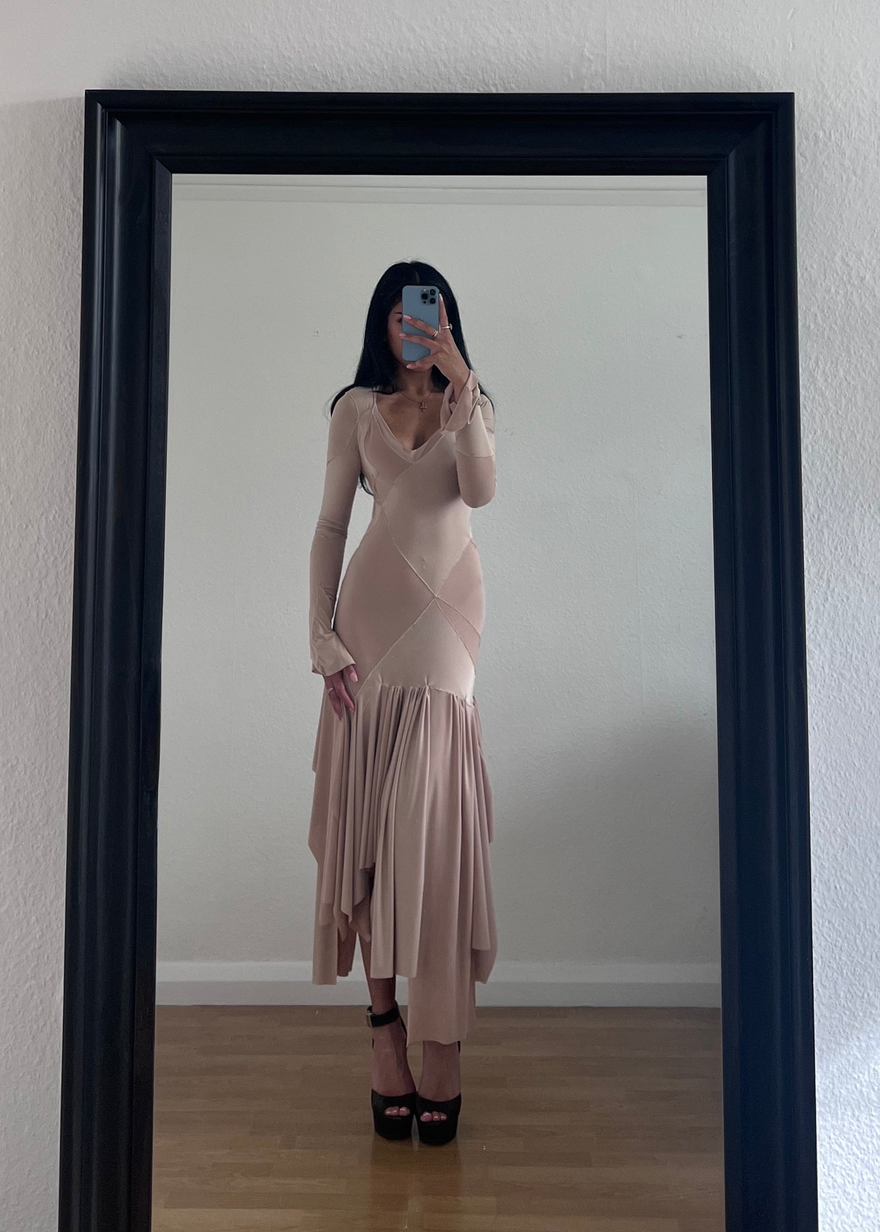 Dress 10